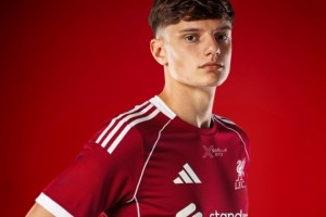 体育视频直播-转会费3000万镑记者独家：利物浦签莱奥尼非常接近达全面协议