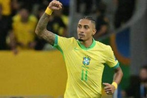 开云体育-拉菲尼亚点球梅开二度 巴西队主场4比0大胜秘鲁