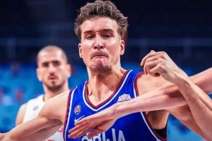 kaiyun 官网-博格丹诺维奇伤退！塞尔维亚争冠之路埋下隐患？